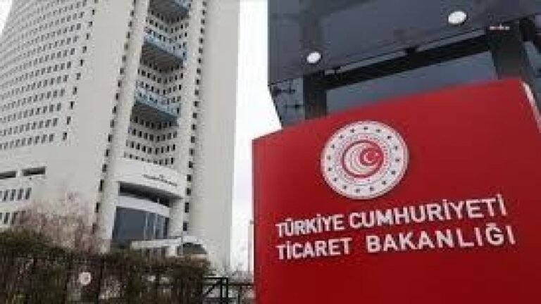 ticaret-bakanligindan-aciklama-65-milyonun-uzerinde-elektronik-ve-kacak-sigara-ele-gecirdi-QswWiW5x.jpg