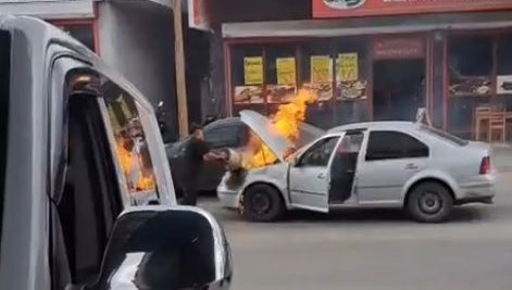 Hareket halindeki araçta yangın