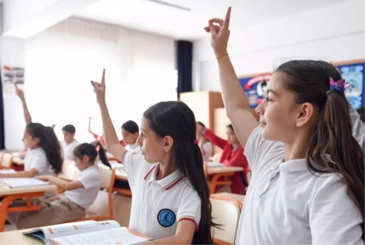 28 ekim okullar tatil mi okullar yarim gun mu BNNdeL4P.jpg