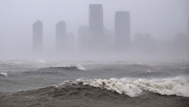 Çin’i Matmo tayfunu vurdu