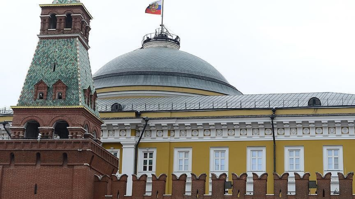 Kremlin açıkladı: Trump ile Putin görüşecek