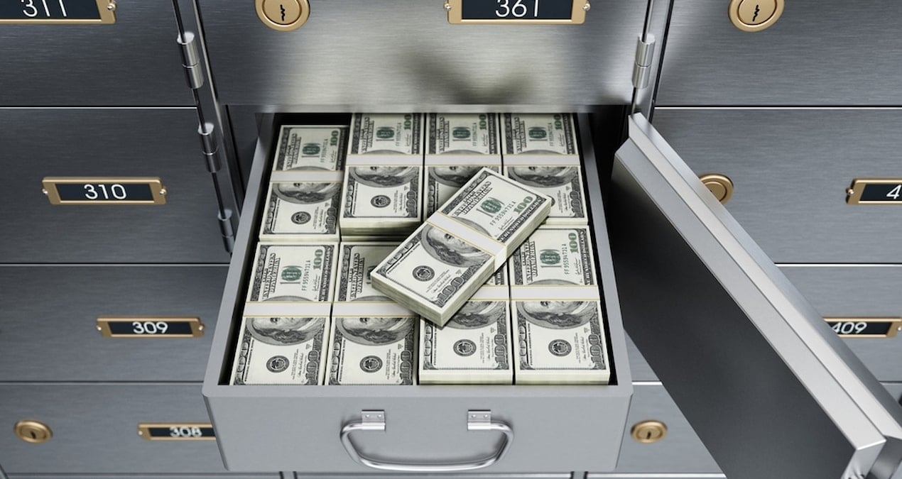 Dünyanın en zengini görevinden istifa etti