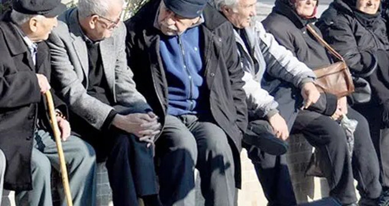 Emeklilerden seyyanen zam talebi: Aylıklar açlık sınırının altında kalmamalı