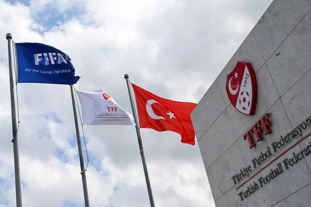 FIFA’dan TFF’nin ilave transfer dönemi talebine ret