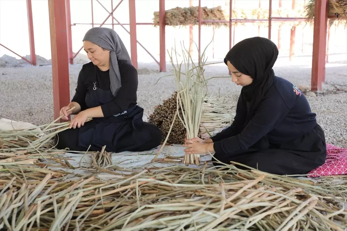 su sumbulleri kadinlarin ekonomisine katki sagliyor hRHGw68P.jpg