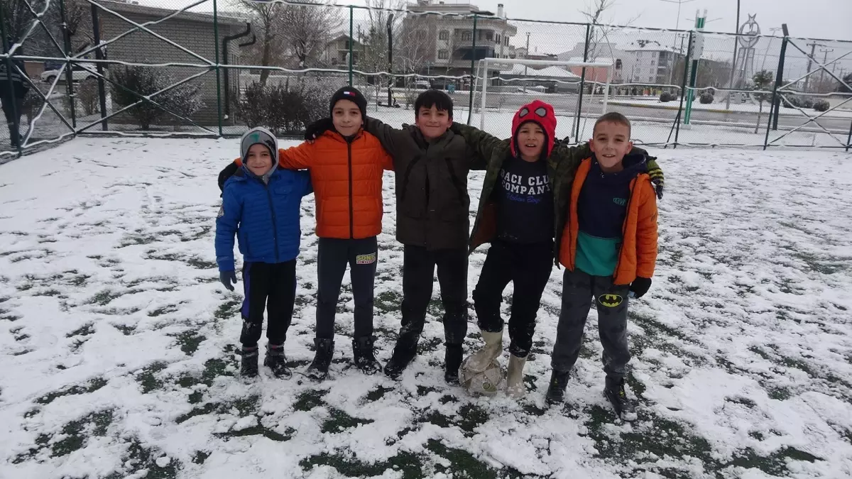 Aksaray’da Kar Yağışı Çiftçilere Umut Oldu