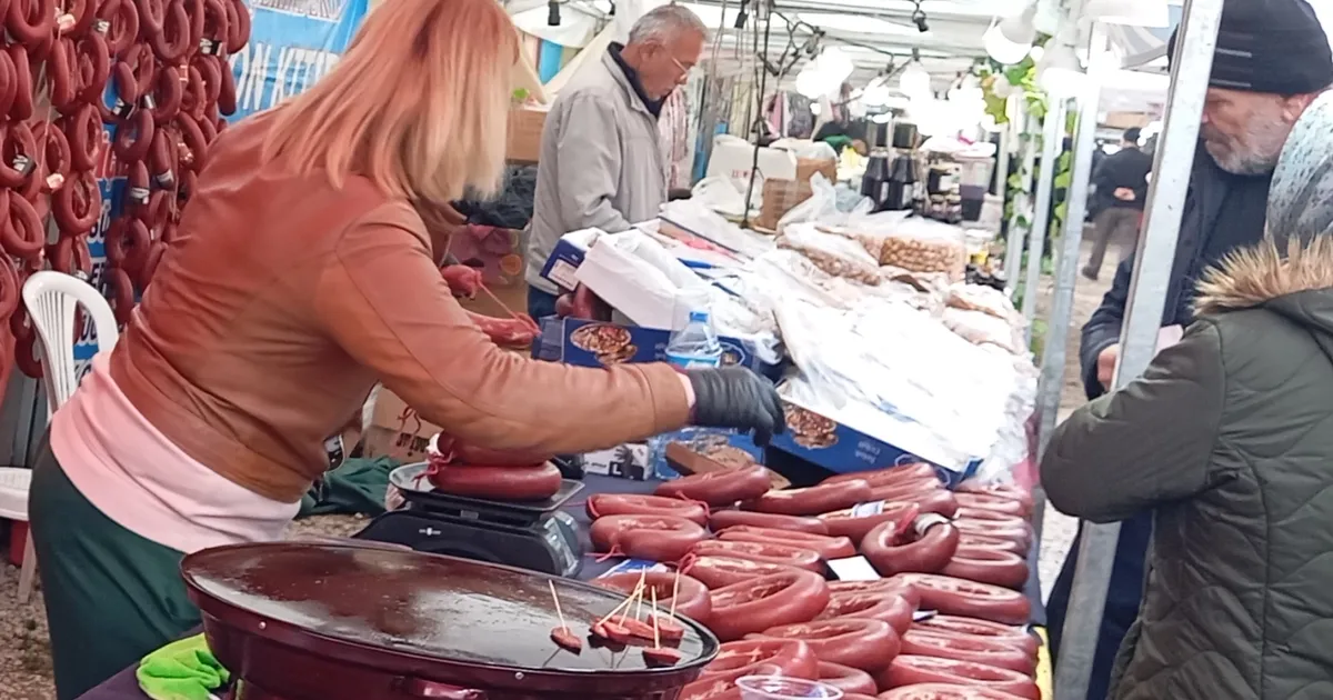 Bursa Gürsu’da Armut Festivali ve Yöresel Ürünler Günleri’nde yoğun ilgi
