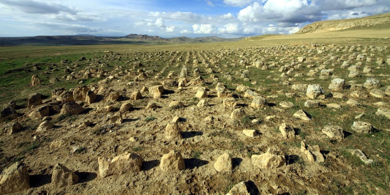 Defineciler 2800 yıllık tarihi talan etti! Dünyada eşi benzeri yoktu sadece Van’daydı