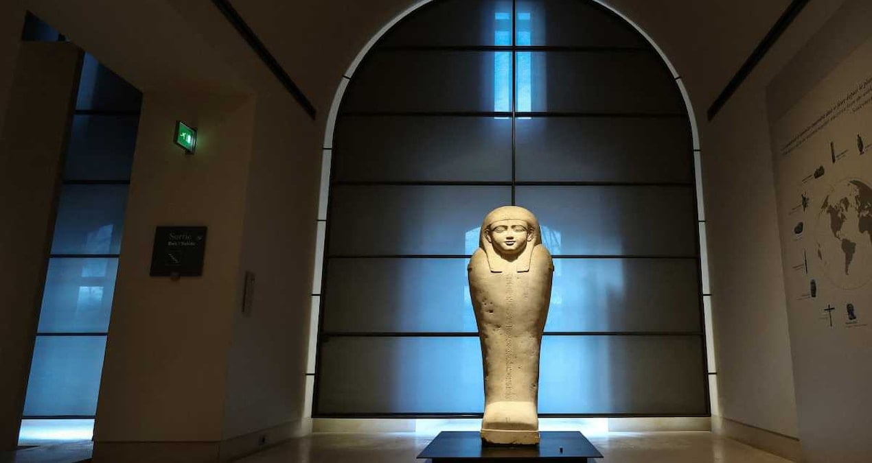 Dünyanın en çok ziyaret edilen müzesinde bir skandal daha