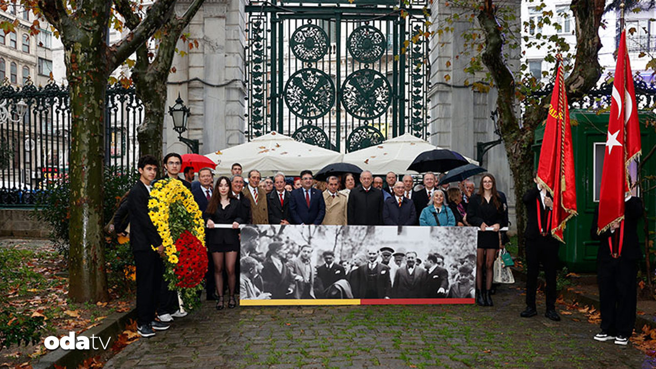 Galatasaray Lisesi’nde Ulu Önder Atatürk’ün ziyaretinin 95. yıl dönümü anması