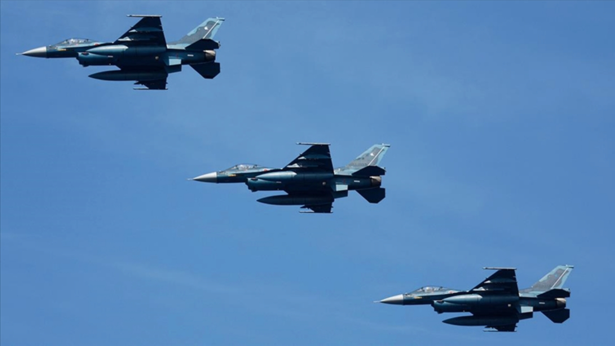 Japonya; Rus ve Çin askeri uçaklarına karşı jetlerini havalandırdı