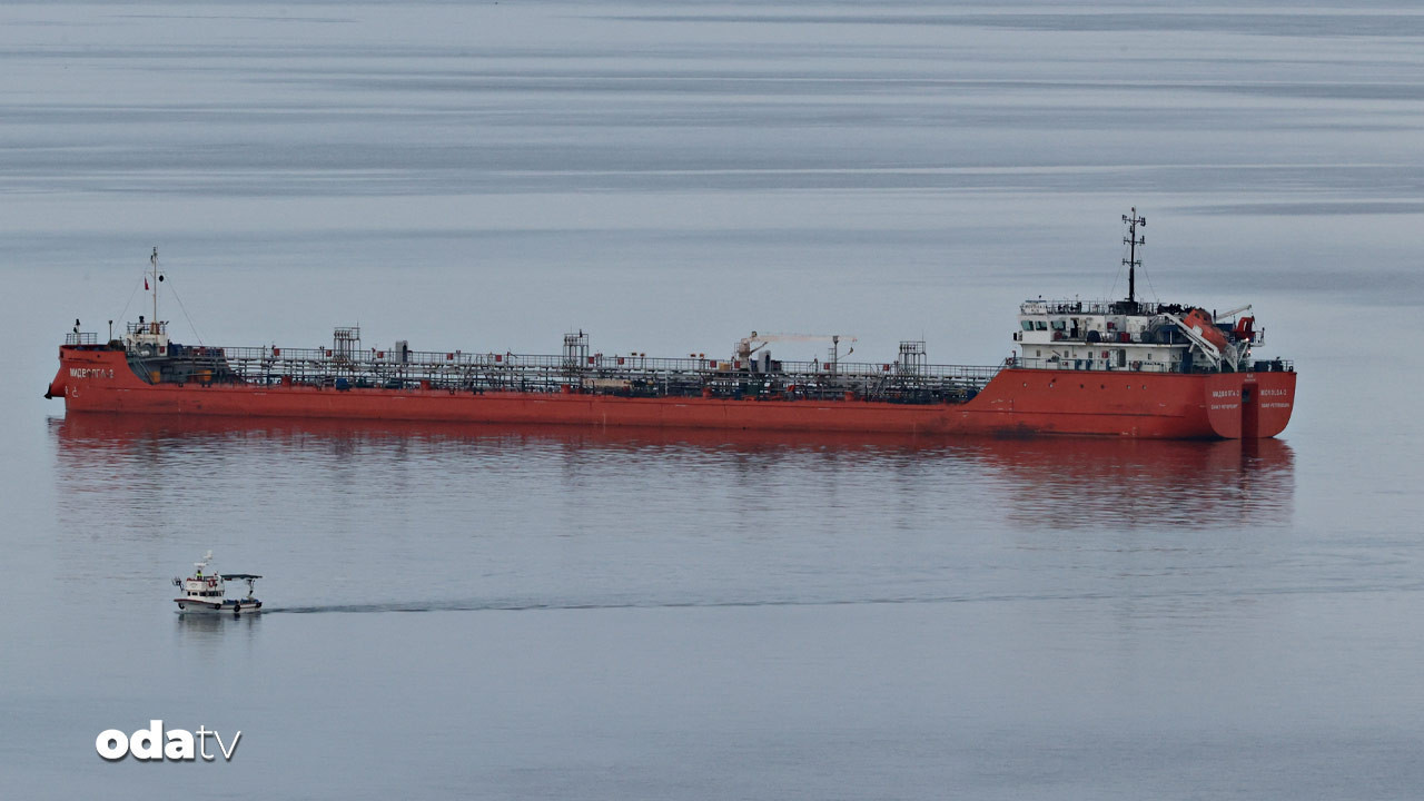 Karadeniz’de saldırıya uğrayan “MIDVOLGA-2” isimli gemi Sinop açıklarında