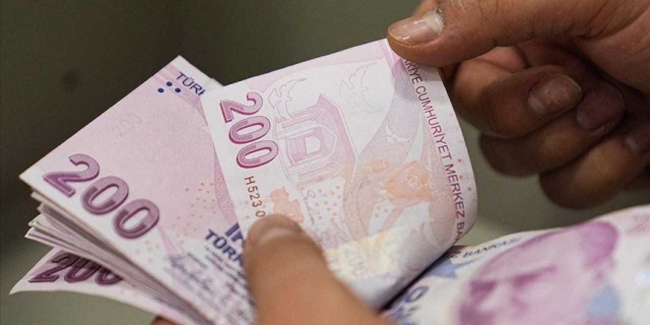 TRT Genel Müdürü’ne, Diyanet İşleri Başkanı’na var sadece emekliye yok: İktidardan ‘üst düzey’ memura ek zam