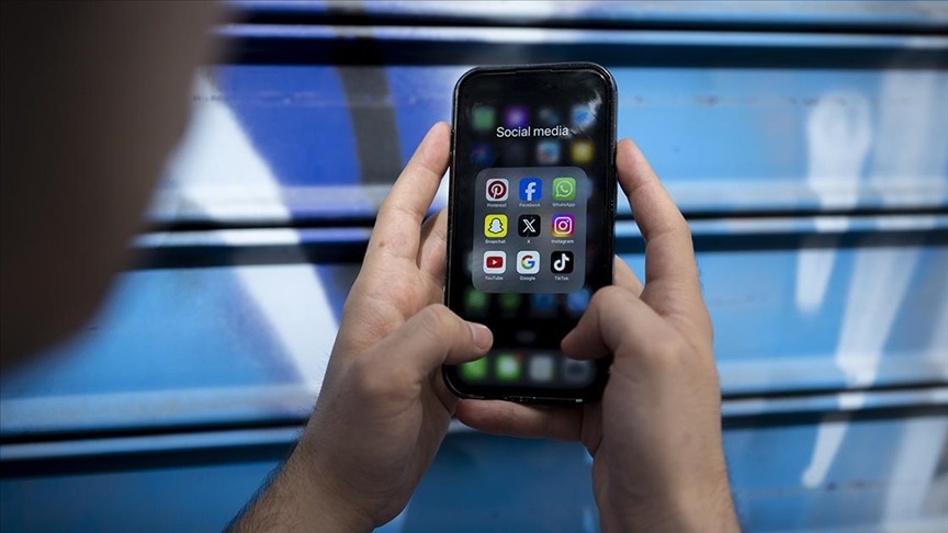 Ay sonu Meclis’te. 15 yaş altına sosyal medya yasağı