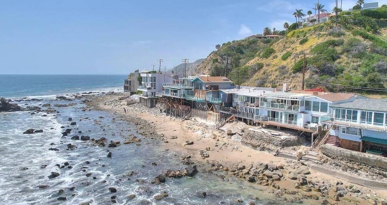 Dünyaca ünlü sahilden 16 arsa satıldı! Milyarder kardeşler kesenin ağzını açtı