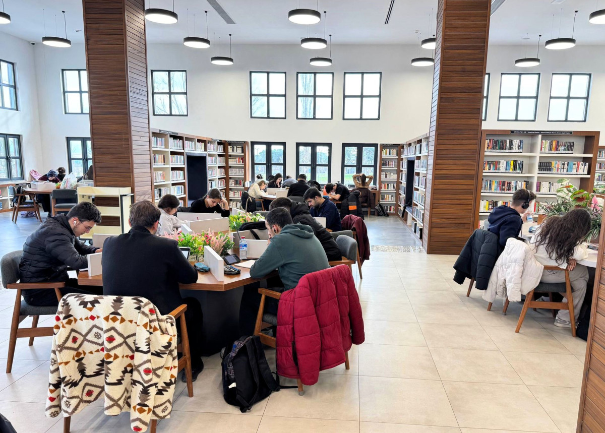 Kütüphaneler Yarıyıl Tatilinde Cıvıl Cıvıl
