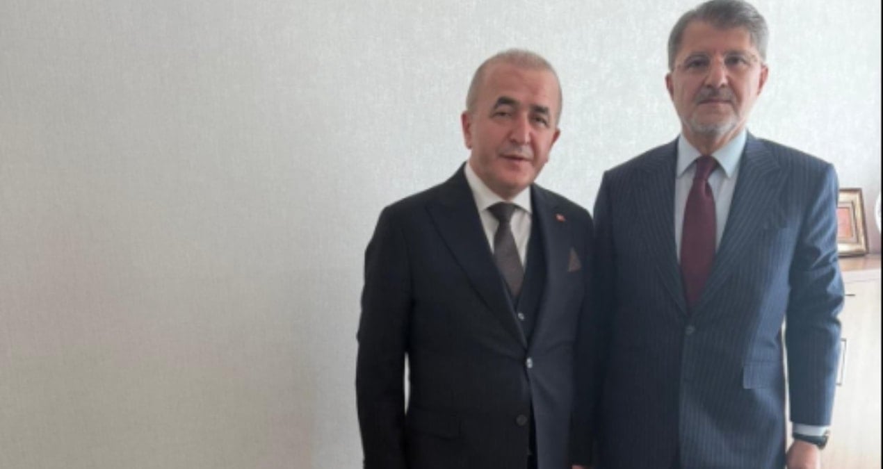 Elazığ Valisi Hatipoğlu, AKP MKYK Üyesi Serdar ile Bir Araya Geldi