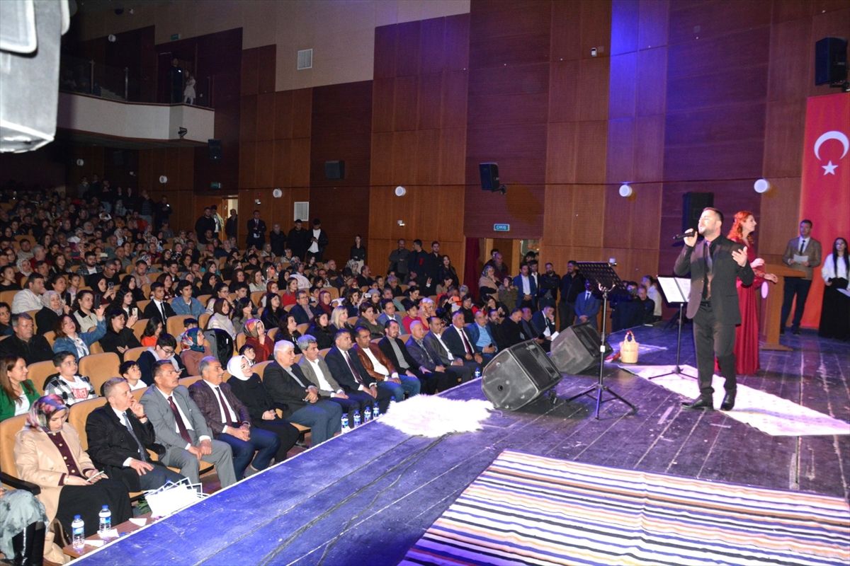 Malatya’da Ozanlara Özel Konser Düzenlendi